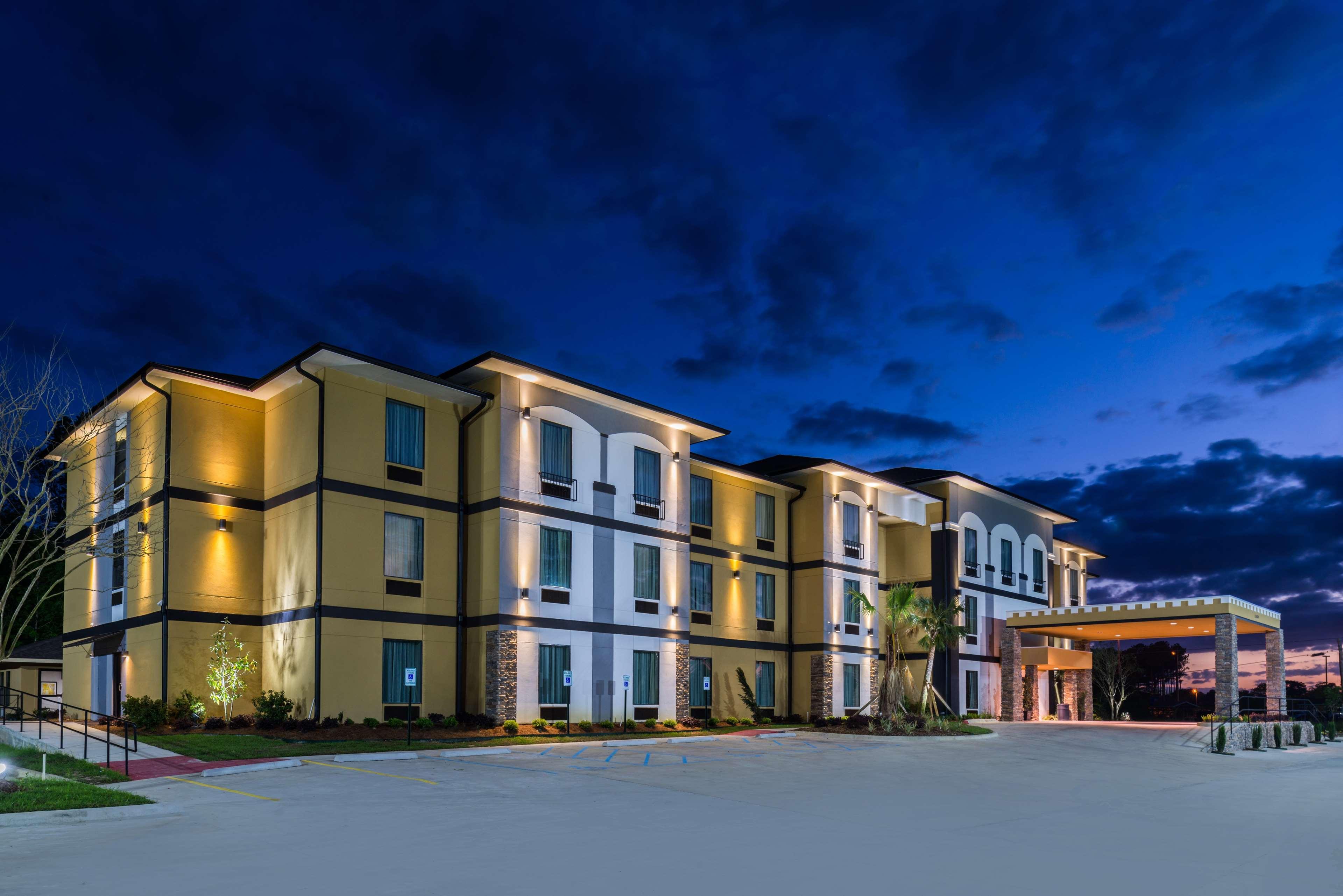 Best Western Plus Regency Park Walker Екстериор снимка