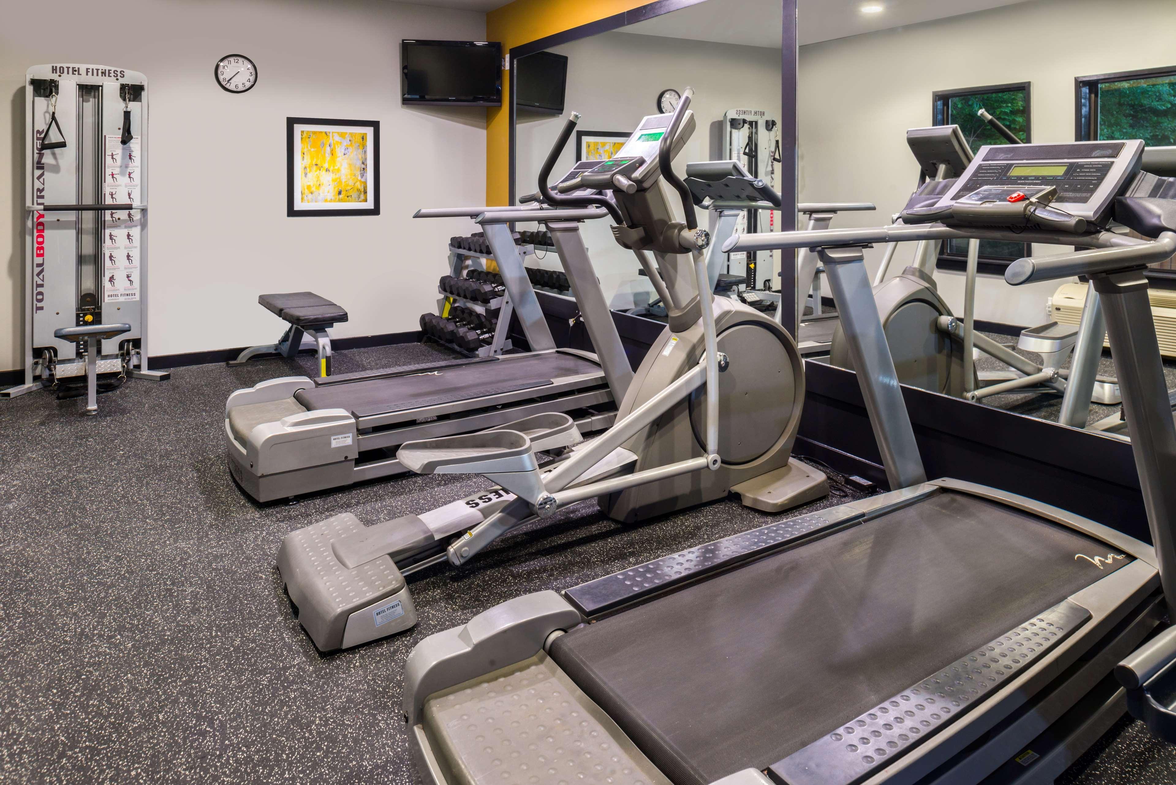 Best Western Plus Regency Park Walker Екстериор снимка